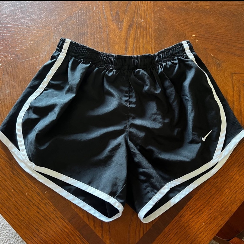 Black Nike Youth Medium Athletic Shorts